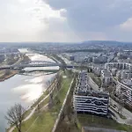 Apartament Grzegórzki - Air Con, Balcony, Vistula View - By Rentujemy Kraków