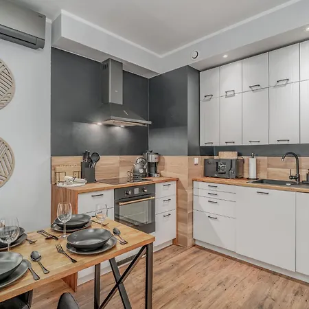 Grzegorzki - Air Con, Balcony, Vistula View - By Rentujemy *