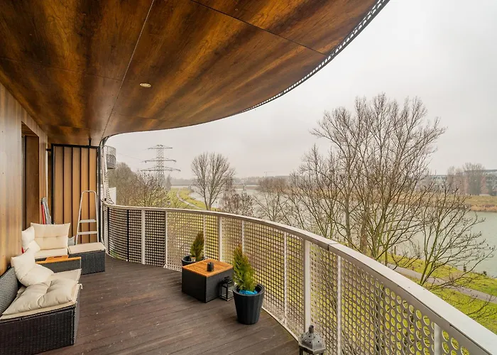 Grzegorzki - Air Con, Balcony, Vistula View - By Rentujemy דירה *